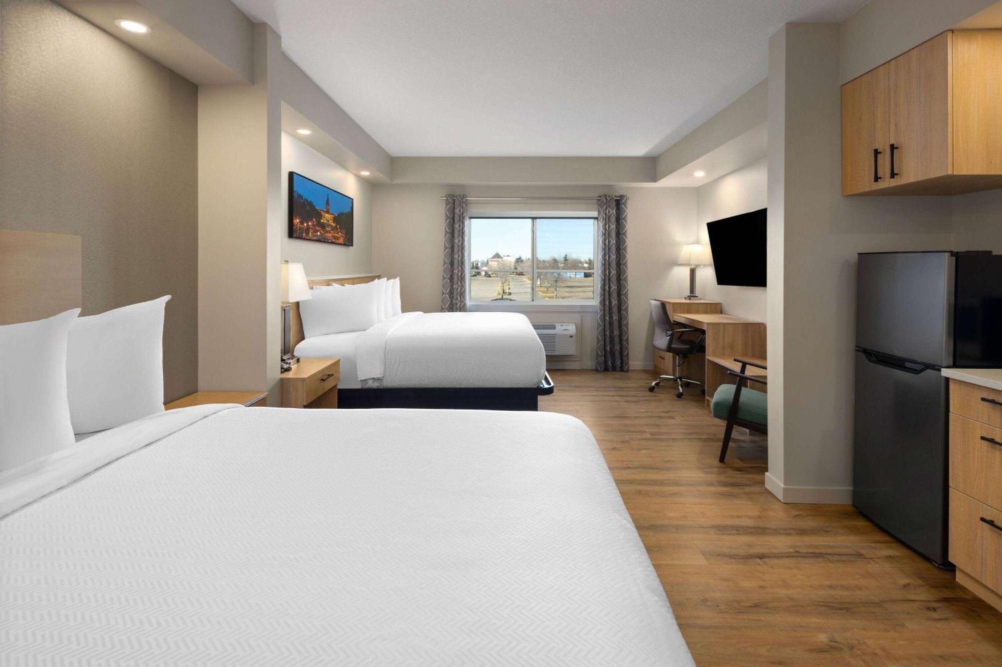 Baymont By Wyndham West Edmonton Hotell Eksteriør bilde